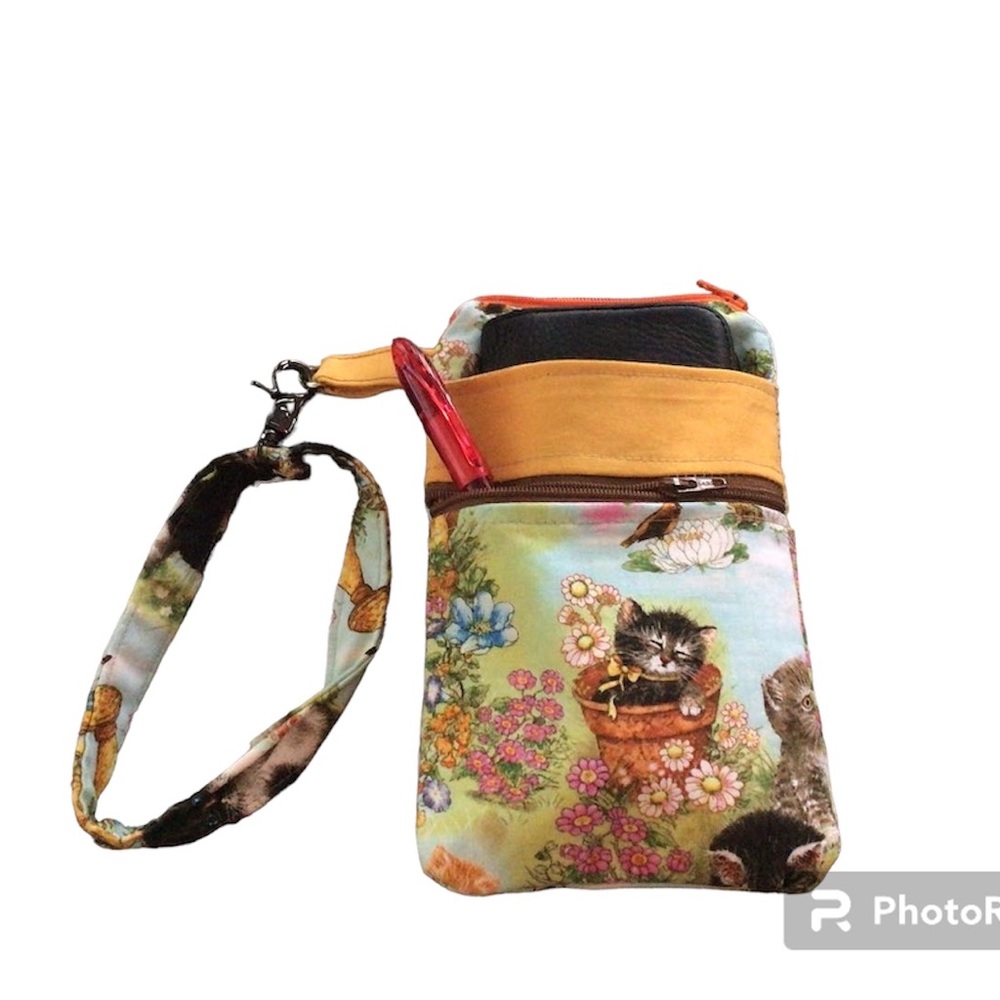 Wristlet